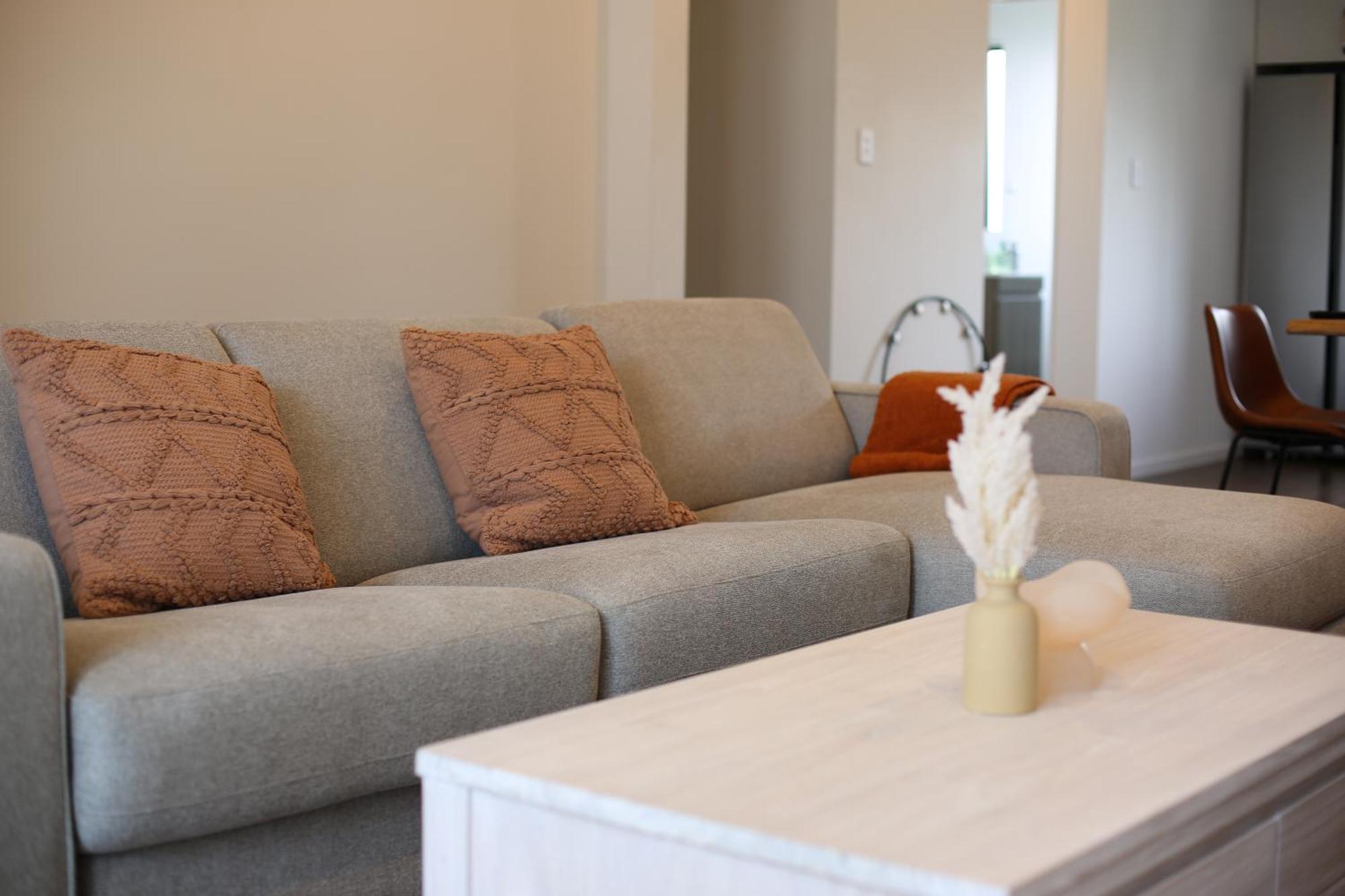 Cozy And Comfortable, Sunny Three-Storey Building オークランド エクステリア 写真